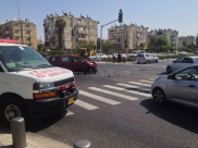 بالصور: إصابة شخصين بحادث طرق بين مركبتين في شارع شديروت يروشلايم